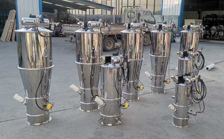 <font color='FFB92E'>ZKS-250、350-3、450-4真空上料機(jī)展示</font>